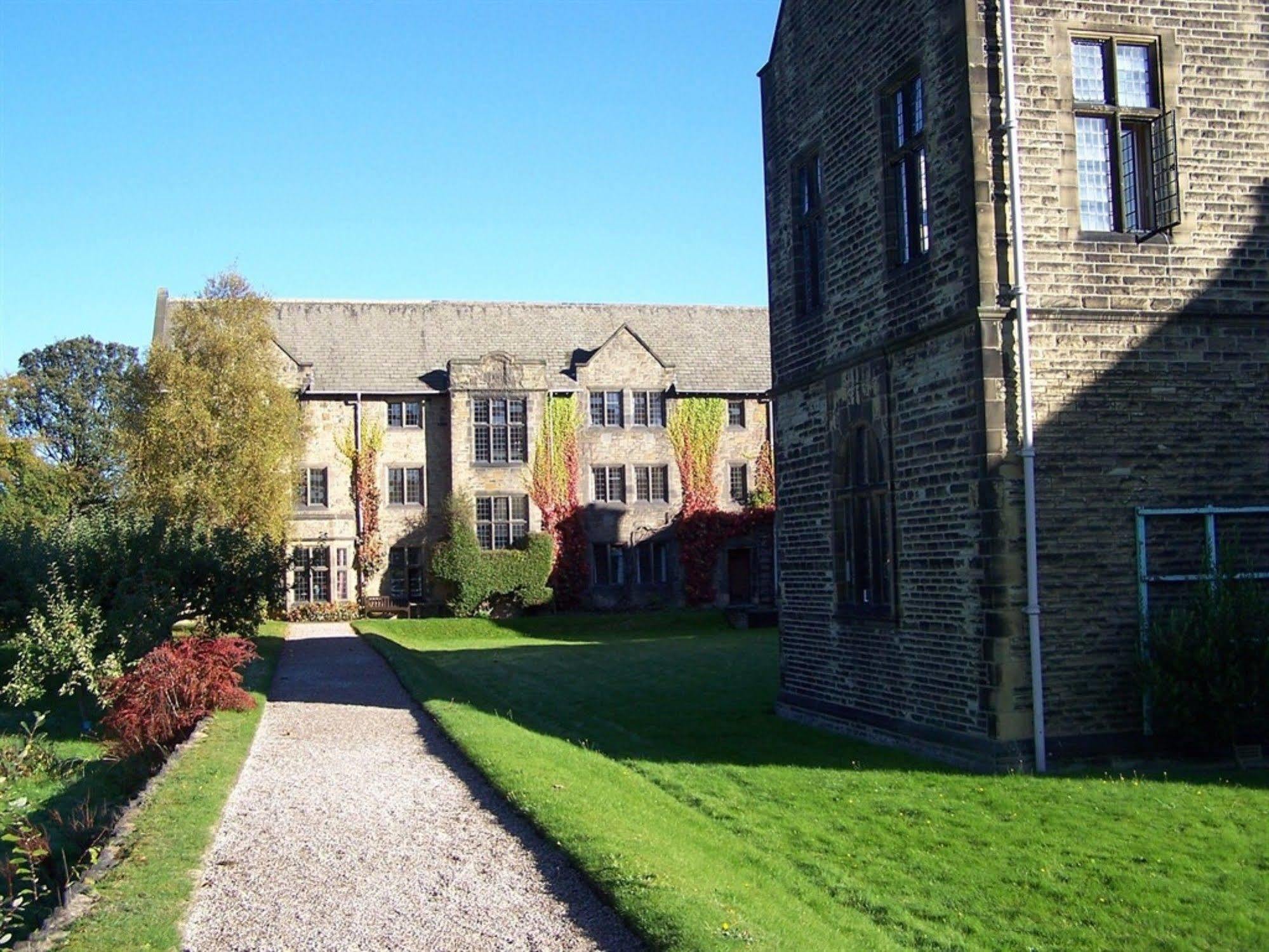 Mirfield Monastery B&B Kültér fotó