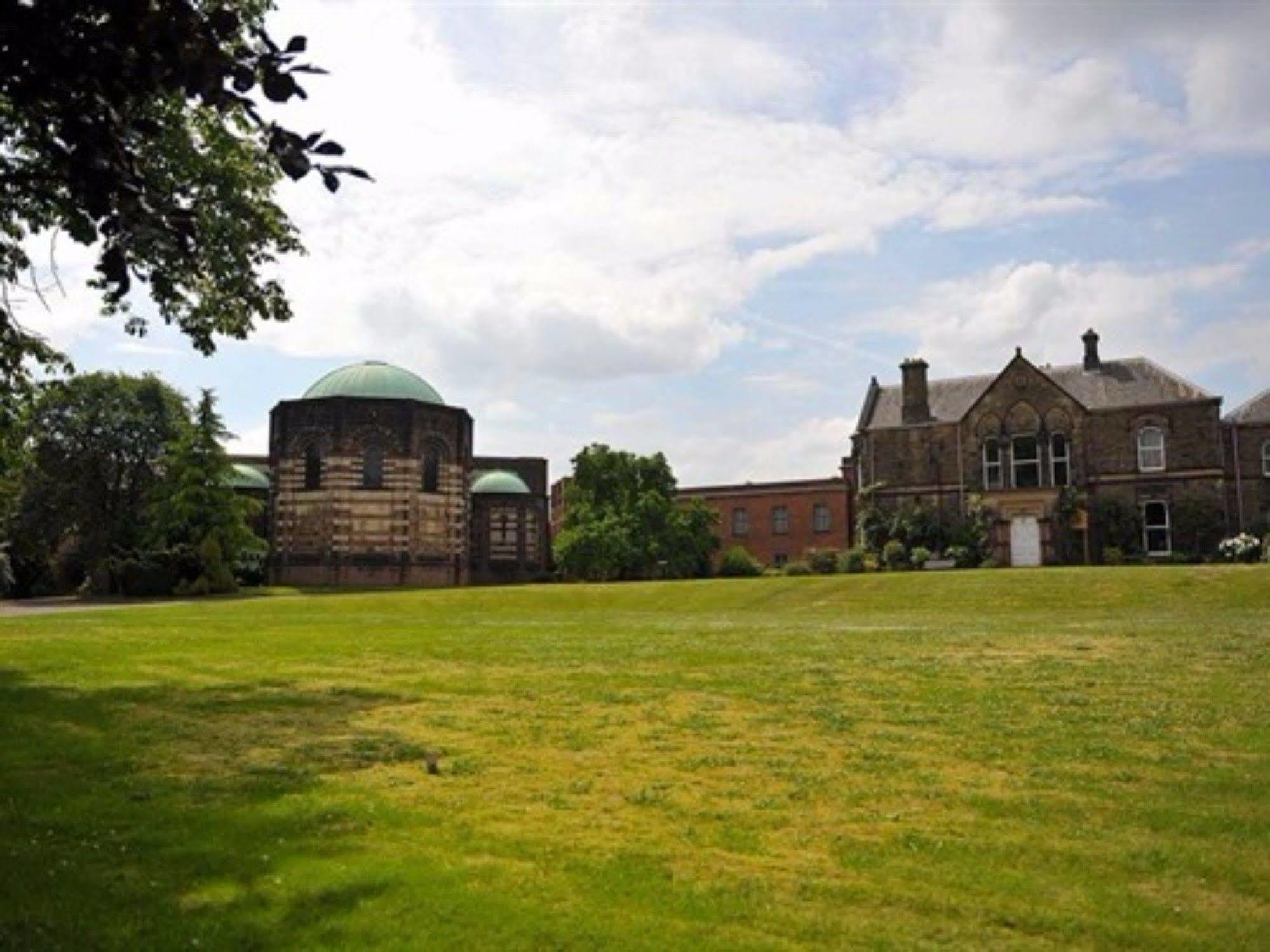 Mirfield Monastery B&B Kültér fotó